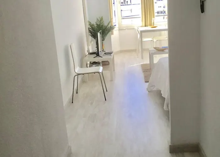 Centro Sin Reformar Super Precio * Torremolinos